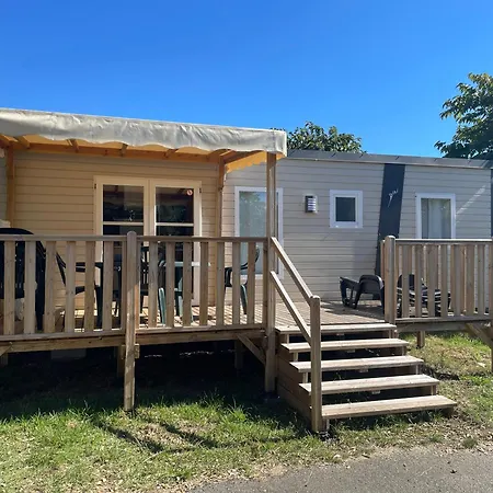 La 4 Etoiles A Emplacement E17 3ch 1sdb 6 Personnes Апартаменты *