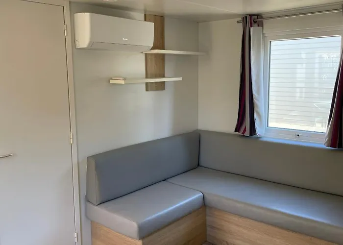 La 4 Etoiles A Emplacement E17 3ch 1sdb 6 Personnes Мимизан-Плаж