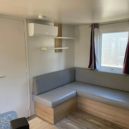 La 4 Etoiles A Emplacement E17 3ch 1sdb 6 Personnes Mimizan-Plage